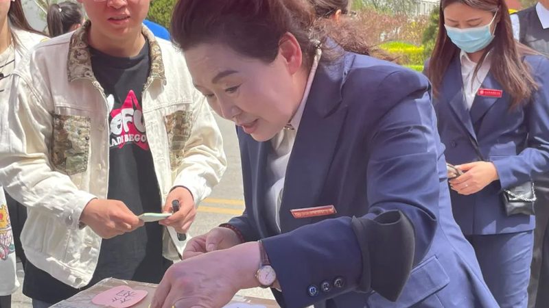 一家专业的影视广告制作公司，必须具备以下资质：