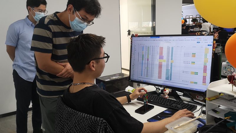短视频加盟代理：如何规避潜在风险，把握市场机遇